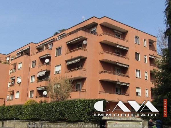 appartamento in vendita a Varese in zona Via Crispi
