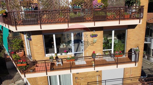 appartamento in vendita a Varese in zona Casbeno