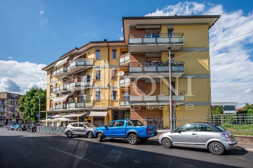 appartamento in vendita a Varese in zona Giubiano