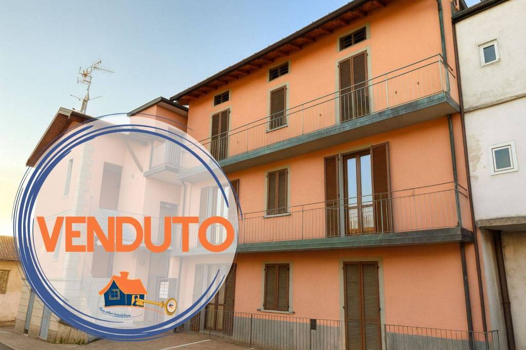 appartamento in vendita a Varese in zona Bobbiate