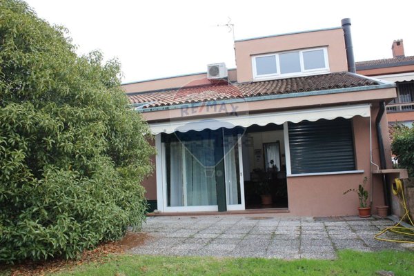 quadrivano in vendita a Varese