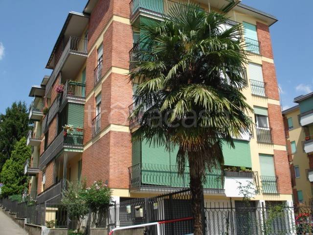 appartamento in vendita a Varese in zona Masnago