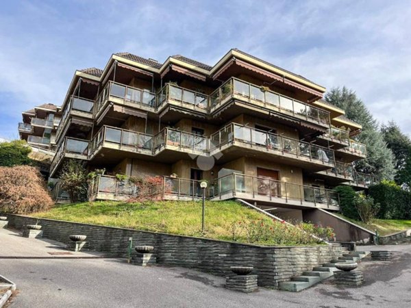 appartamento in vendita a Varese in zona Viale Europa