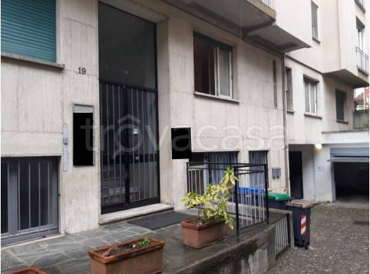 appartamento in vendita a Varese in zona Centro Città