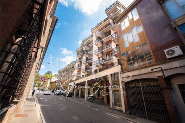 appartamento in vendita a Varese in zona Centro Città