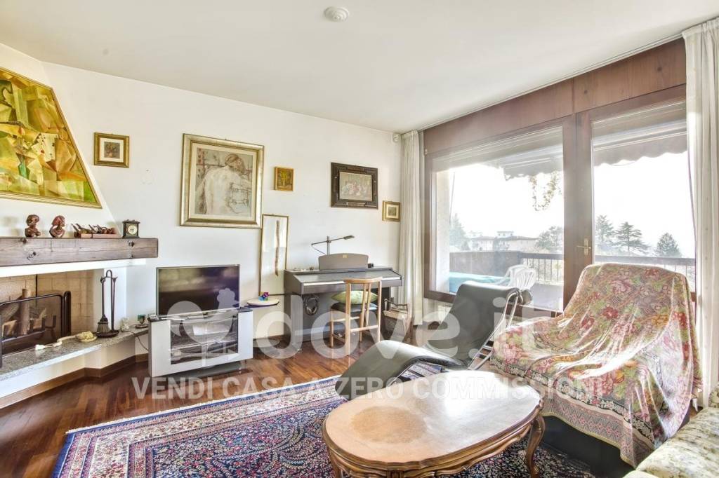 appartamento in vendita a Varese in zona Masnago