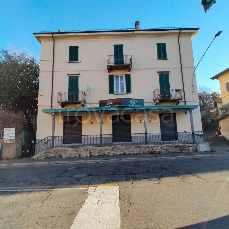 appartamento in vendita a Varese in zona Giubiano