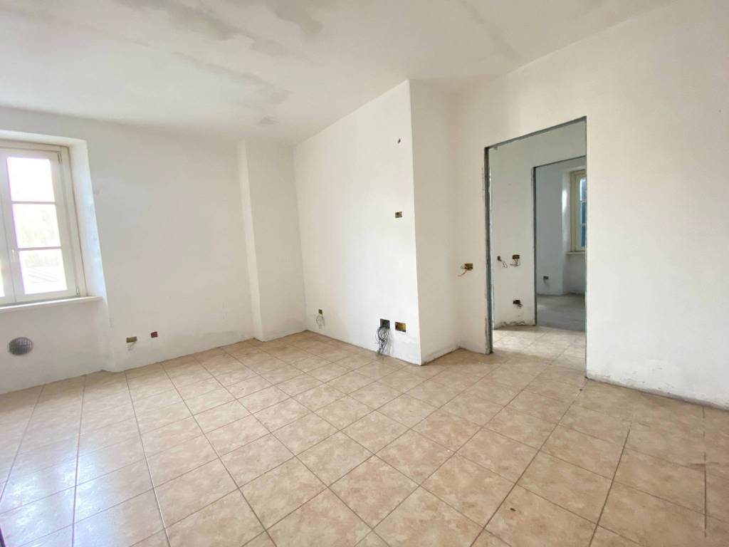 appartamento in vendita a Varese in zona Viale Belforte