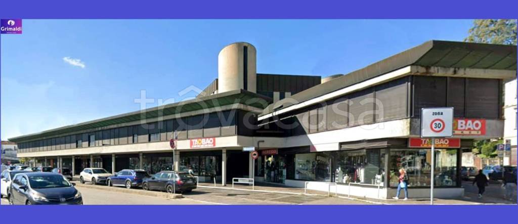 ufficio in vendita a Varese in zona Giubiano