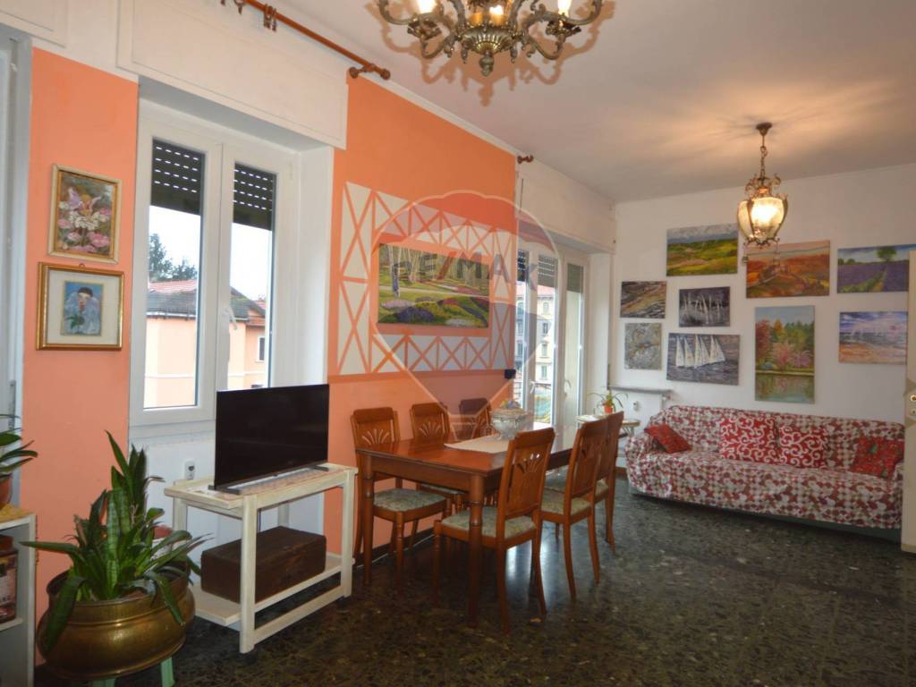 appartamento in vendita a Varese in zona Giubiano