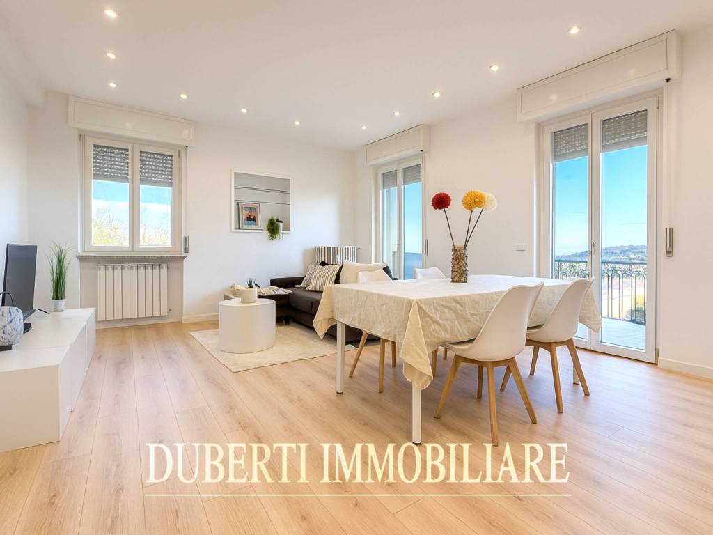 appartamento in vendita a Varese in zona Velate