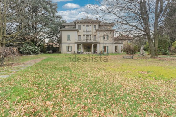 casa indipendente in vendita a Varese in zona Sant'Ambrogio