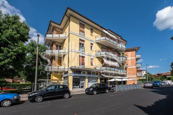 appartamento in vendita a Varese in zona Giubiano