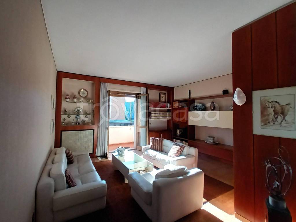 appartamento in vendita a Varese in zona San Gallo