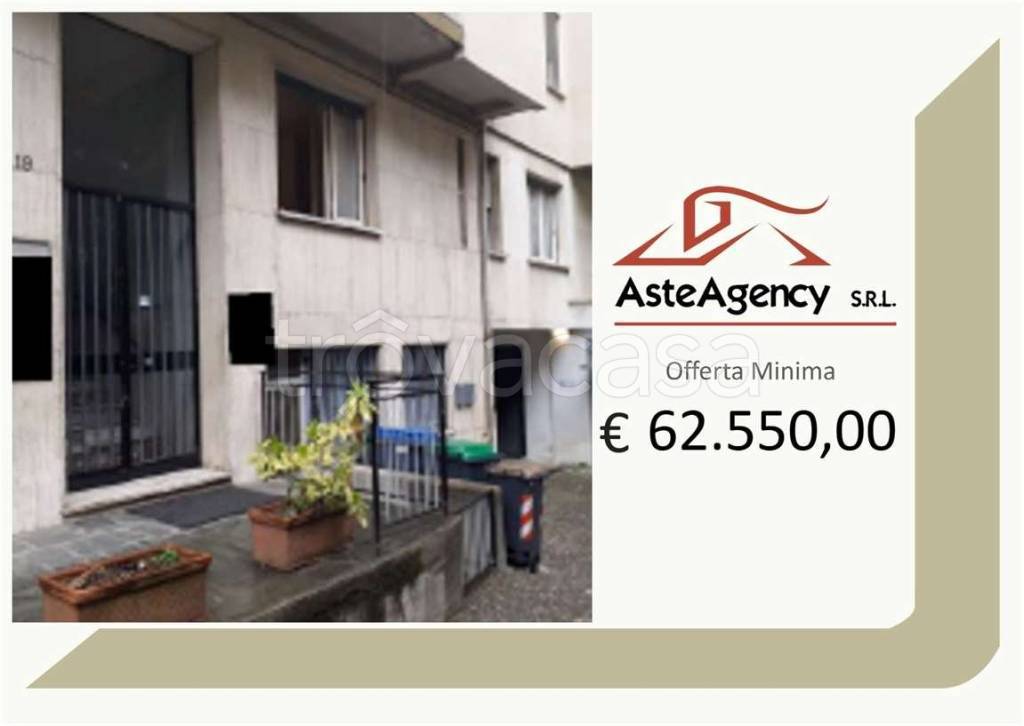 appartamento in vendita a Varese in zona Centro Città