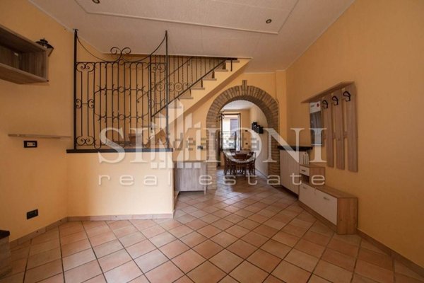 appartamento in vendita a Varese in zona Cartabbia