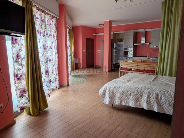 appartamento in vendita a Varese in zona Viale Borri