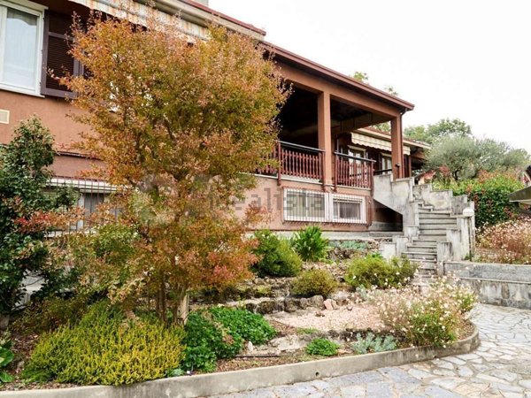 appartamento in vendita a Varese in zona Bobbiate