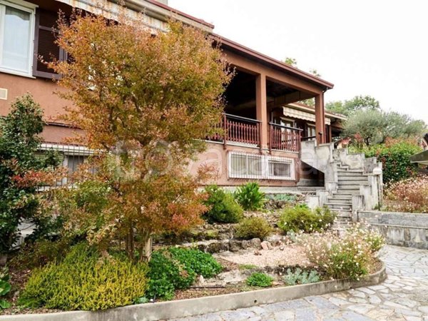 appartamento in vendita a Varese in zona Bobbiate