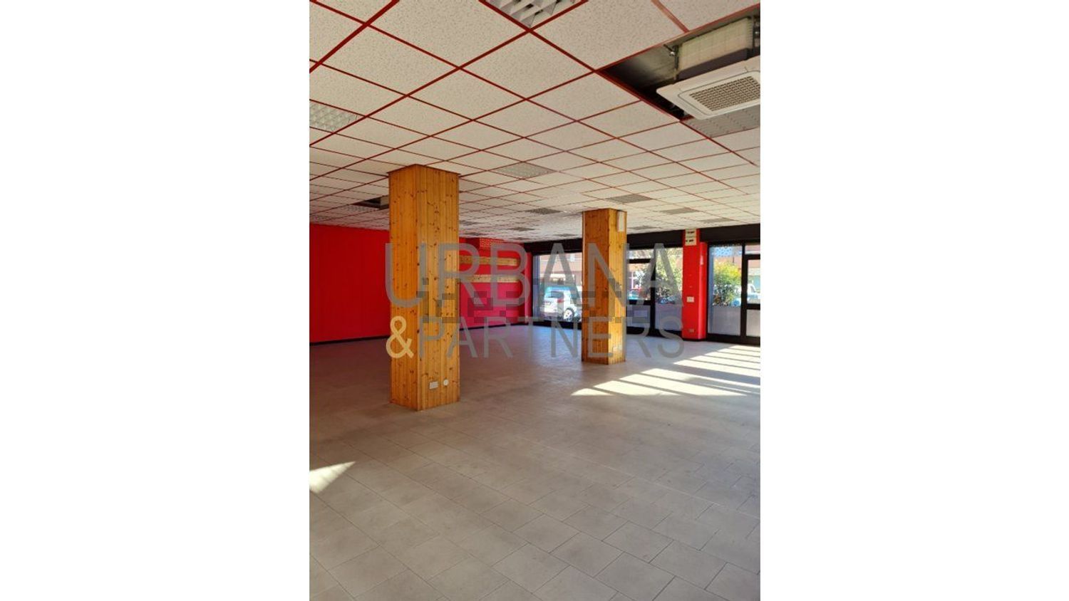 negozio in vendita a Varese