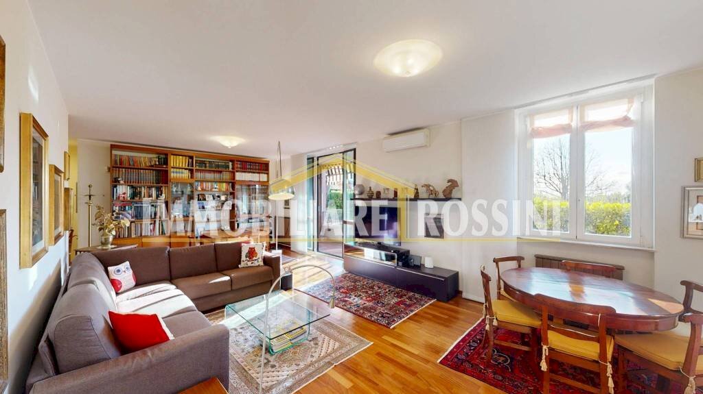 appartamento in vendita a Varese in zona Bobbiate