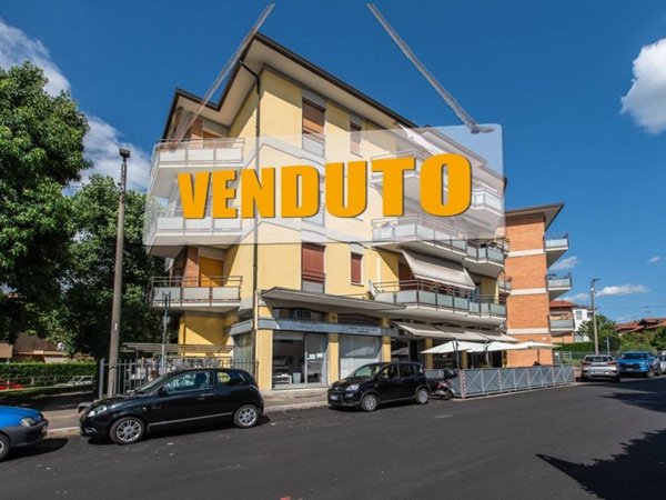 appartamento in vendita a Varese in zona Giubiano