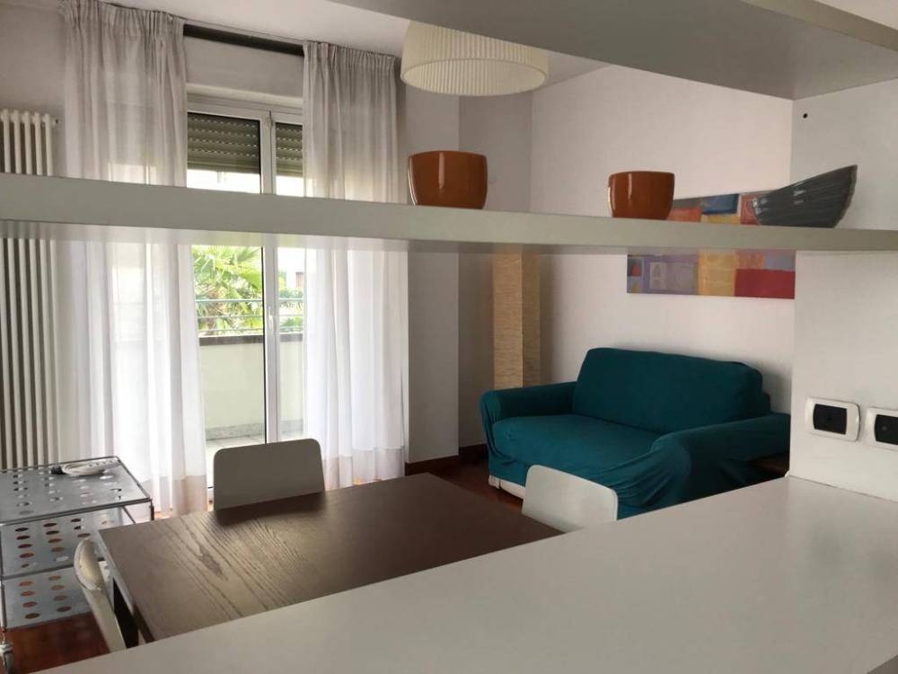 appartamento in vendita a Varese in zona Giubiano