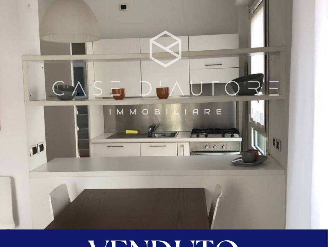appartamento in vendita a Varese in zona Giubiano