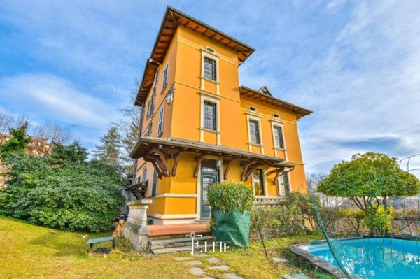 casa indipendente in vendita a Varese in zona Sant'Ambrogio