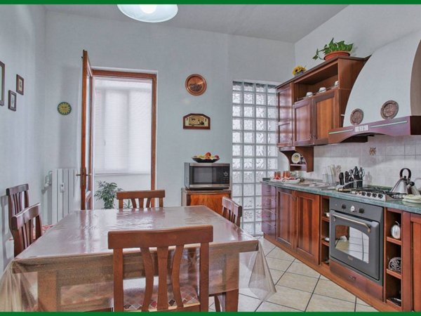 appartamento in vendita a Varese in zona Biumo