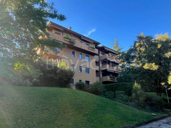 appartamento in vendita a Varese