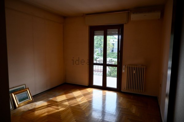 appartamento in vendita a Varese in zona Brunella