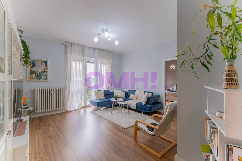 appartamento in vendita a Varese in zona Casbeno