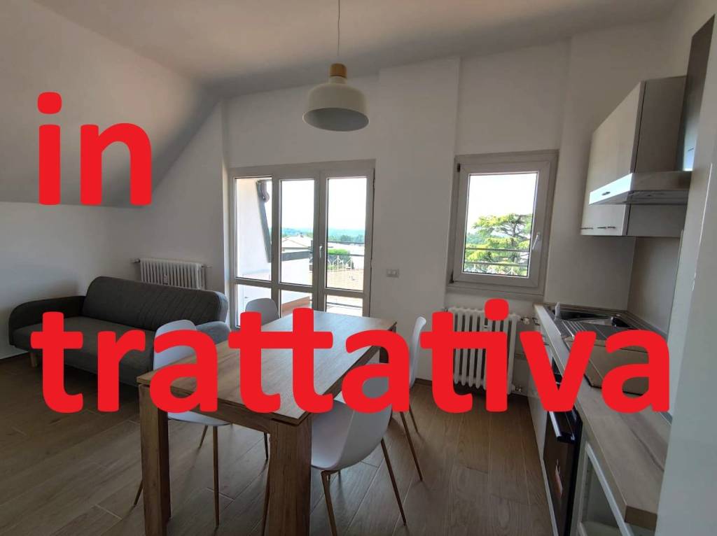 appartamento in vendita a Varese in zona Giubiano