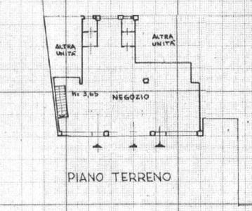 negozio in vendita a Varese in zona Biumo