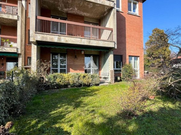 appartamento in vendita a Varese in zona Casbeno