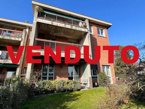 appartamento in vendita a Varese in zona Casbeno