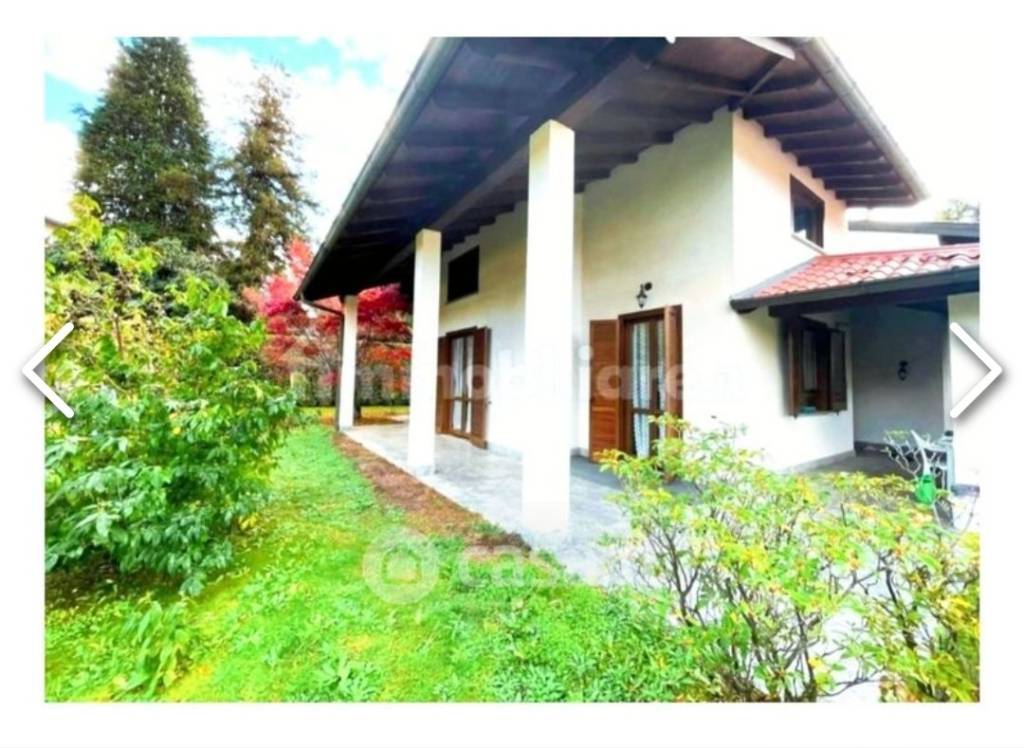 casa indipendente in vendita a Varese in zona Sant'Ambrogio