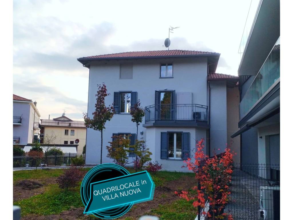 appartamento in vendita a Varese in zona Brunella