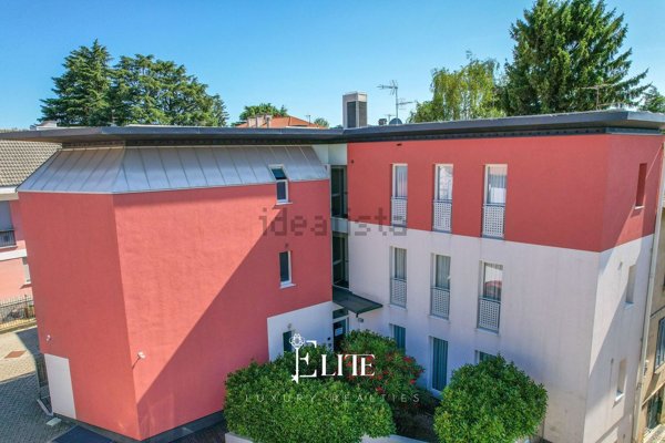 appartamento in vendita a Varese in zona Viale Borri