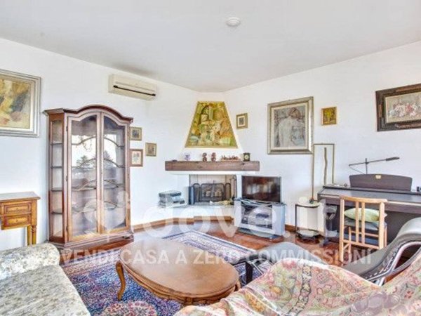 appartamento in vendita a Varese in zona Casbeno