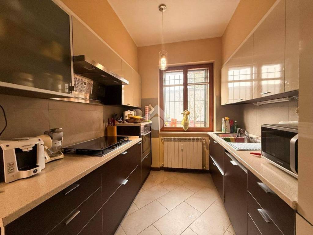 appartamento in vendita a Varese in zona Masnago