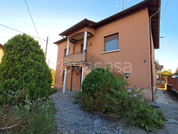 casa indipendente in vendita a Varese in zona Bobbiate