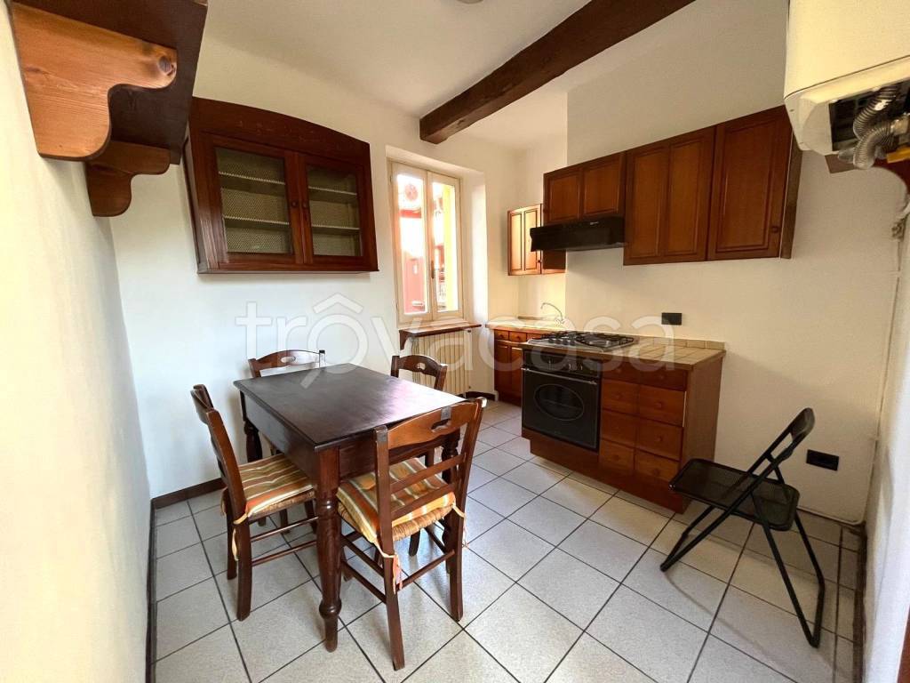 appartamento in vendita a Varese in zona Sant'Ambrogio