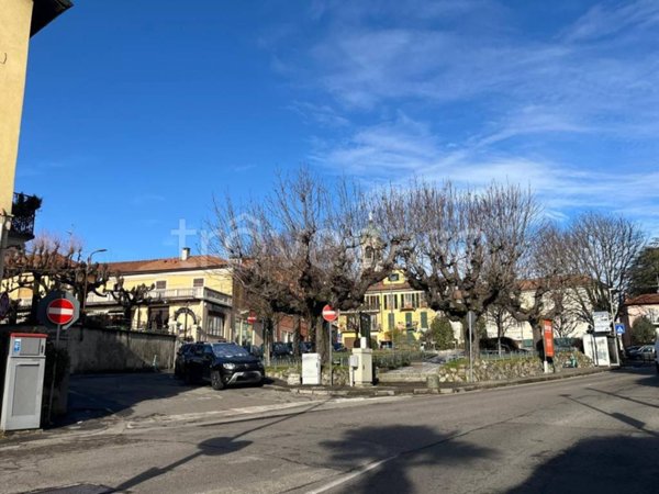 appartamento in vendita a Varese in zona Sant'Ambrogio