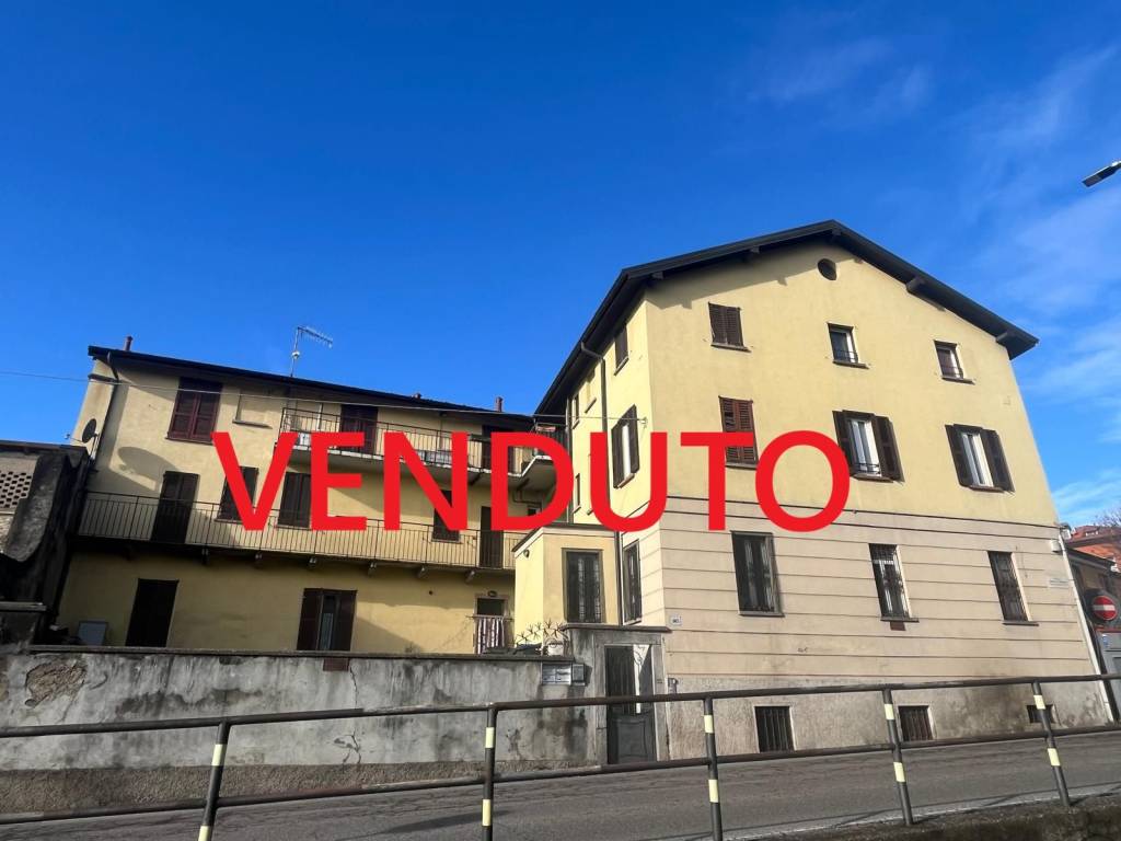 appartamento in vendita a Varese in zona Sant'Ambrogio