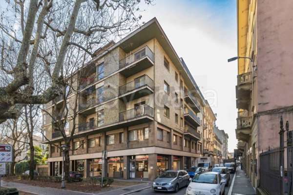 appartamento in vendita a Varese in zona Centro Città