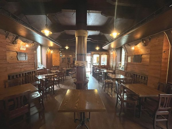 negozio in vendita a Varese in zona Casbeno