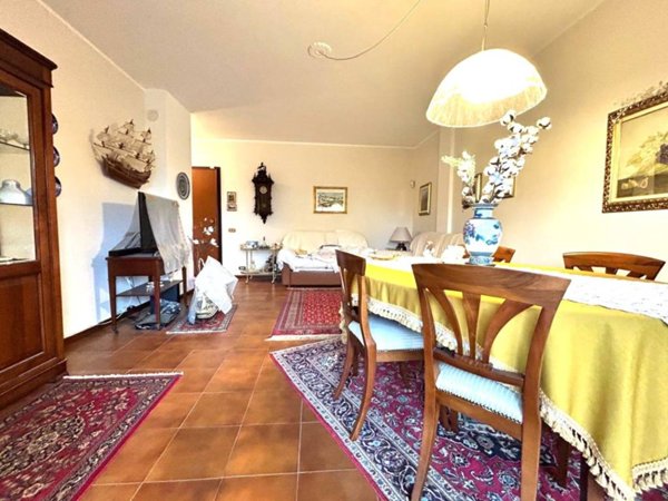 appartamento in vendita a Varese in zona Giubiano