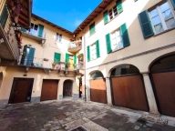 appartamento in vendita a Varese in zona Centro Città